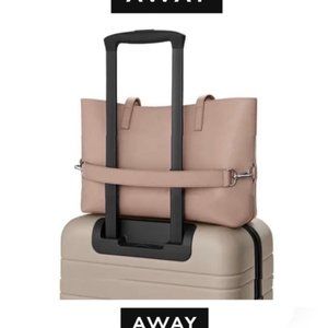 Away Latitude Tote in Buff Leather